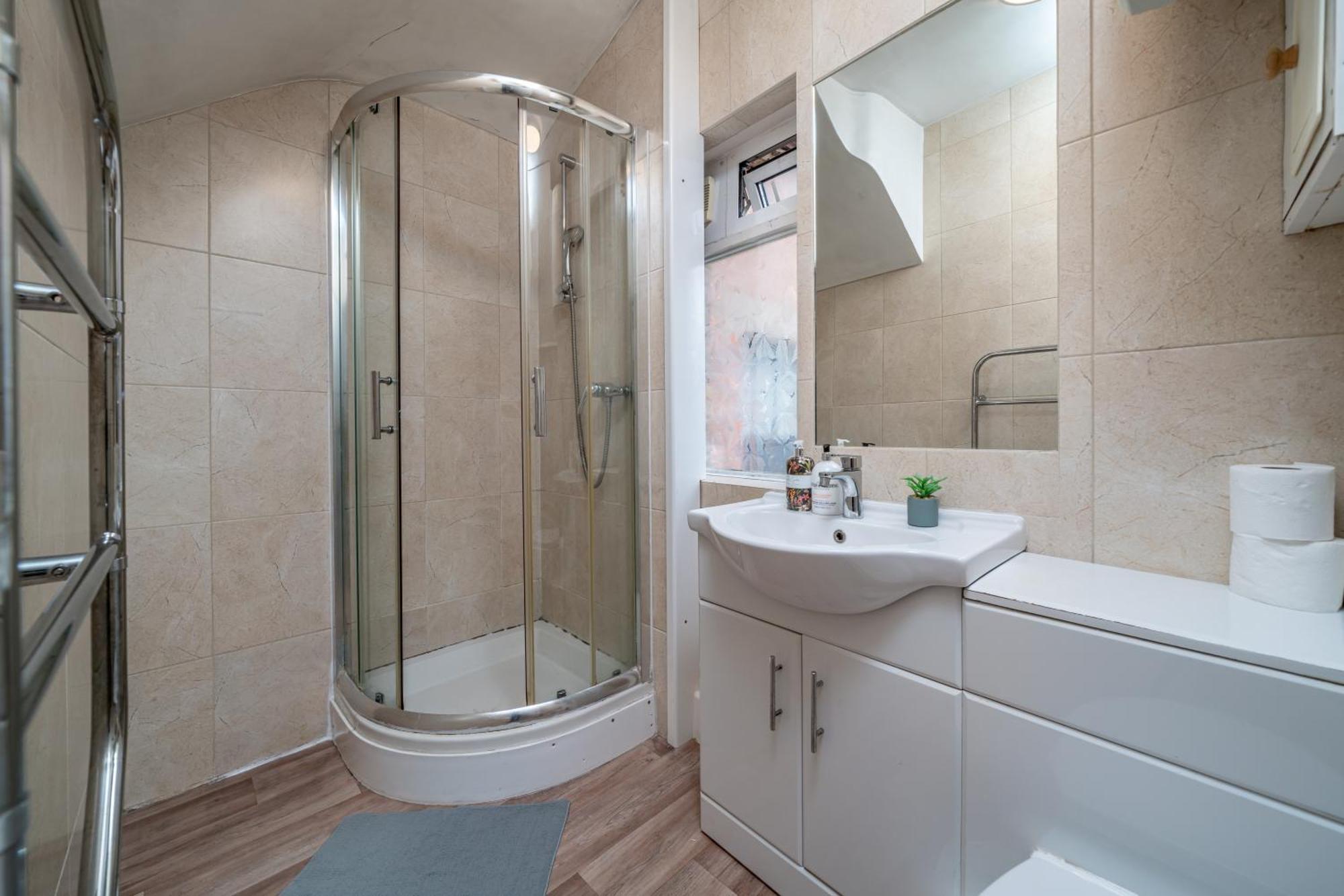 Carnaby & Oxford Street - Central Soho - One Bedroom - Double Bed & Sofabed Londres Exterior foto